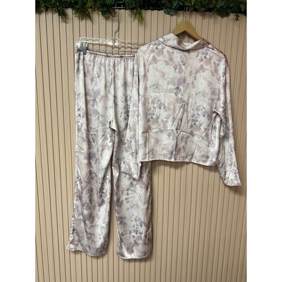 Danskin Women's Floral Satin Pajamas Set Size L - Picture 2 of 12